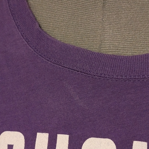 Purple Disney Stitch Graphic TShirt Small - Picture 6 of 6